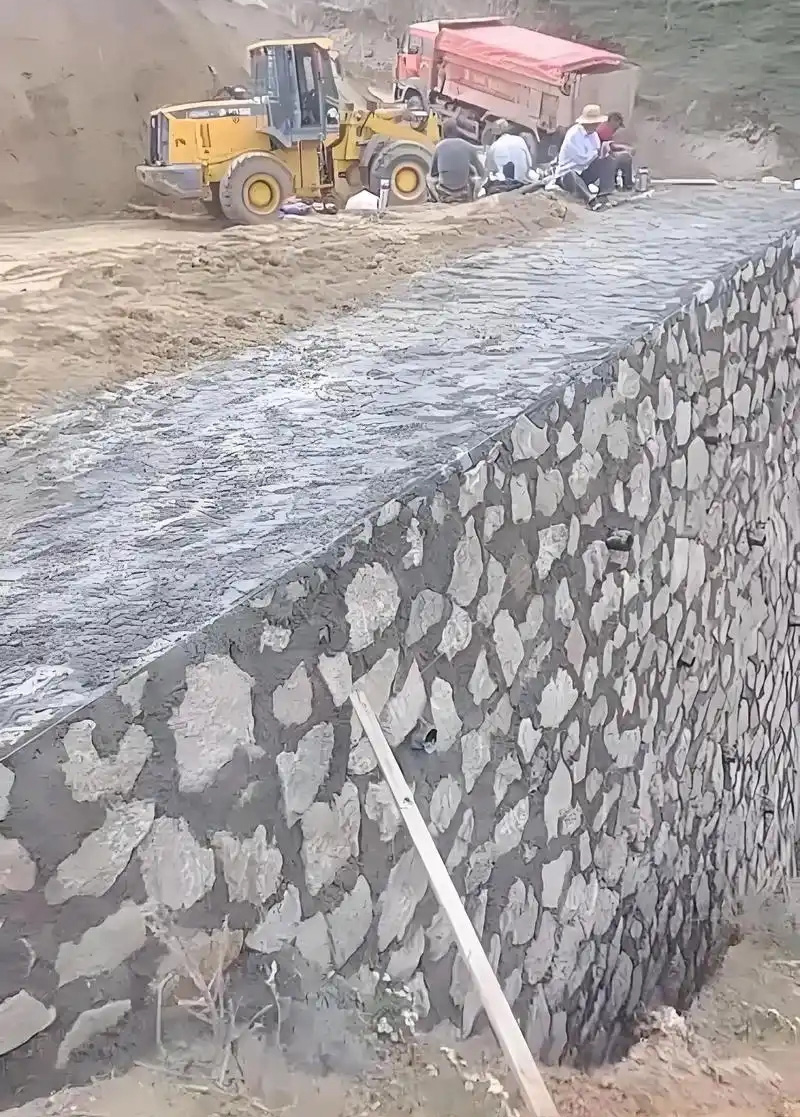 荷泽巨野县边坡加固